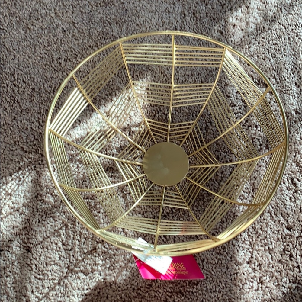 Fancy basket